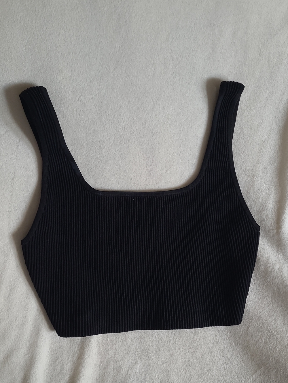 Babaton Black Ribbed Square-Neck Crop Tank